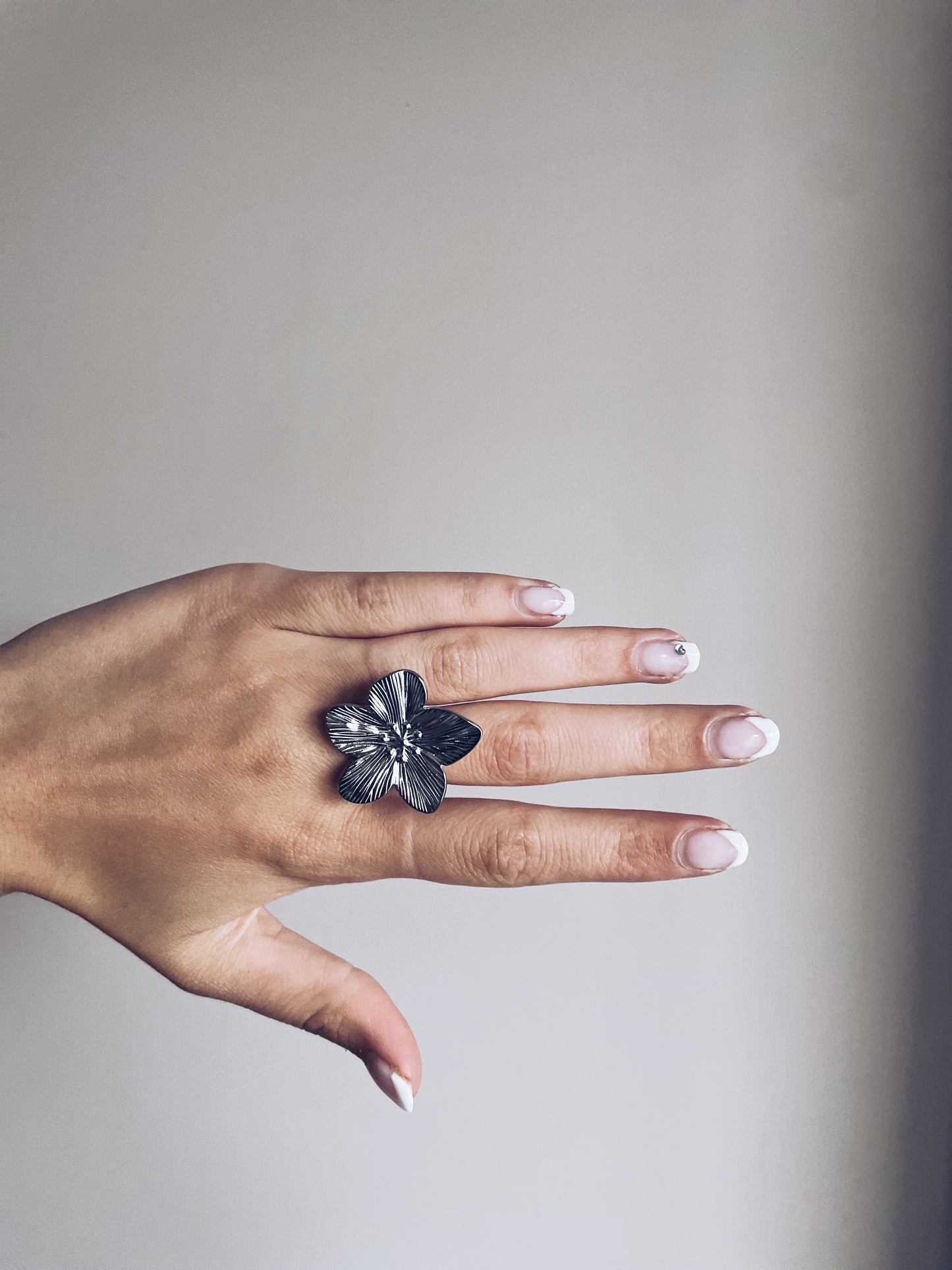 Bloom ring zilver